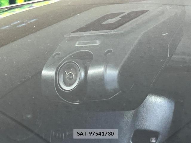 Honda VEZEL 2023-11 8372677-6