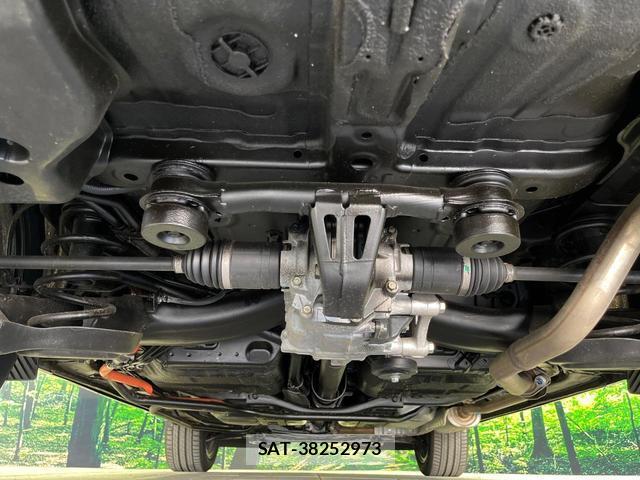 Honda VEZEL 2025-10 8372678-18