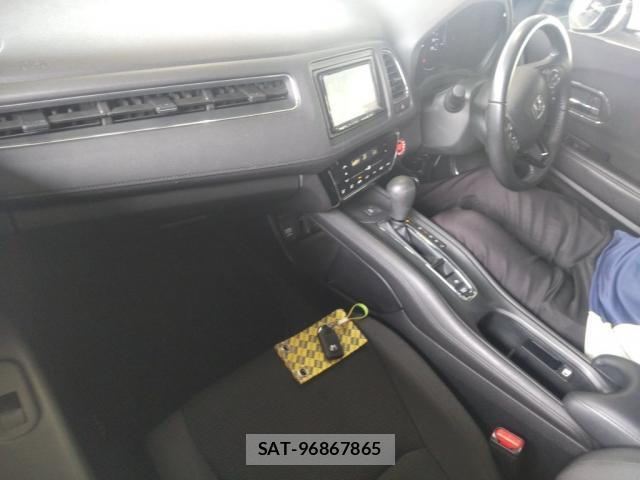 Honda VEZEL 2020-02 8372920-2