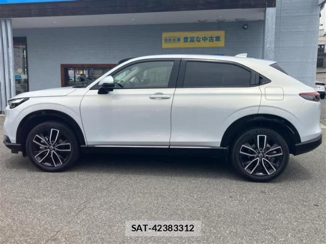 Honda VEZEL 2022-04 8373041-1