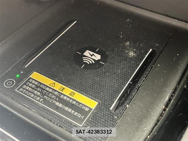 Honda VEZEL 2022-04 8373041-14