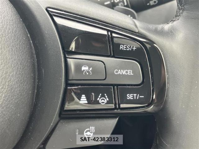 Honda VEZEL 2022-04 8373041-15