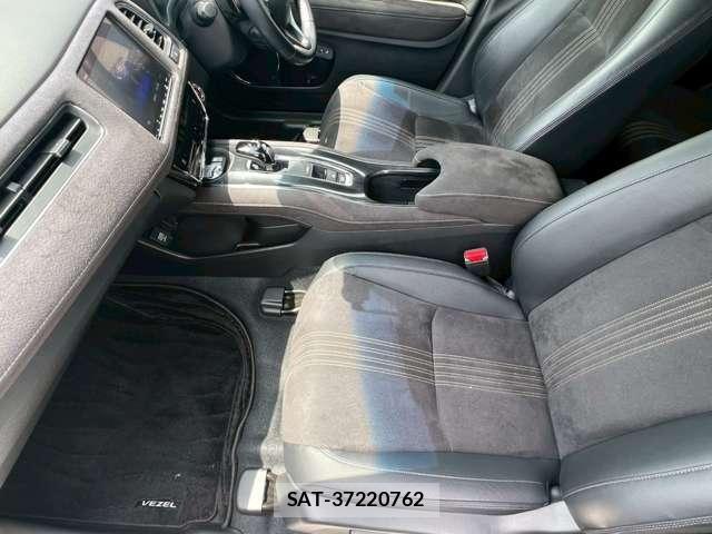 Honda VEZEL 2020-08 8373636-13