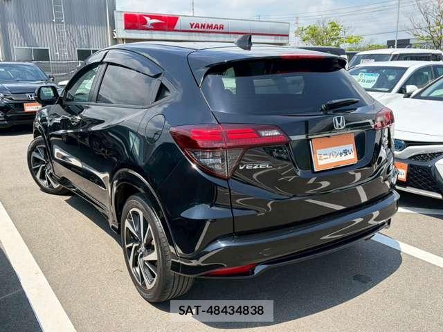 Honda VEZEL 2018-05 8373646-1