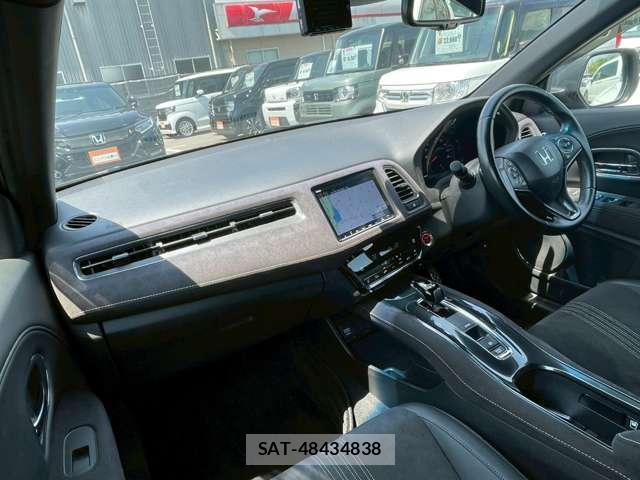Honda VEZEL 2018-05 8373646-5