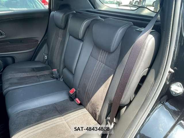 Honda VEZEL 2018-05 8373646-6
