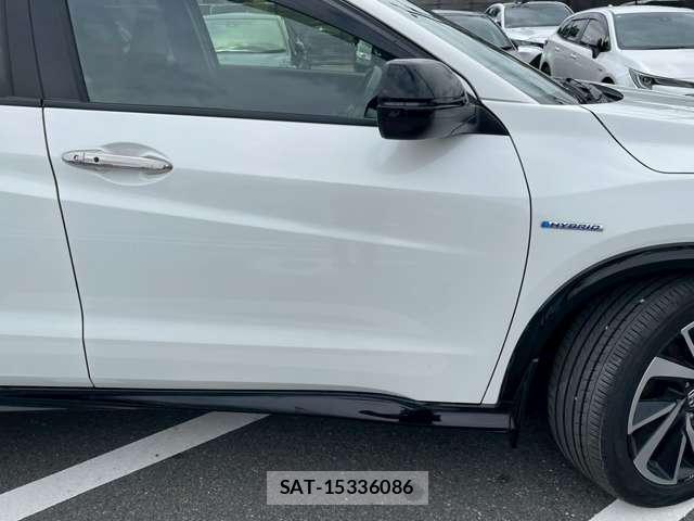 Honda VEZEL 2017-06 8373669-10