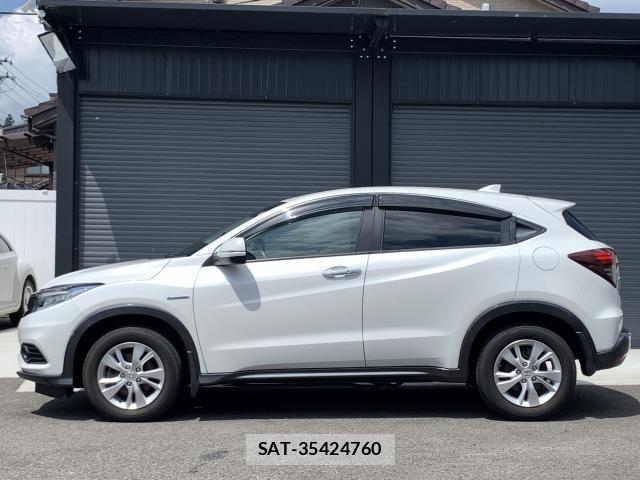 Honda VEZEL 2018-06 8373806-10