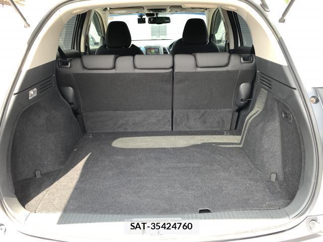 Honda VEZEL 2018-06 8373806-18