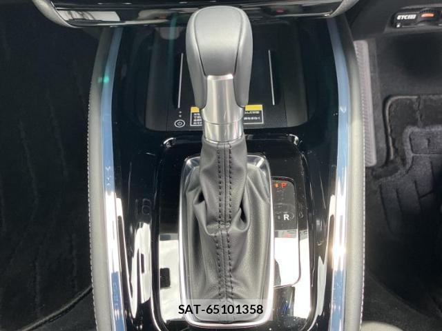 Honda VEZEL 2025-01 8374229-16