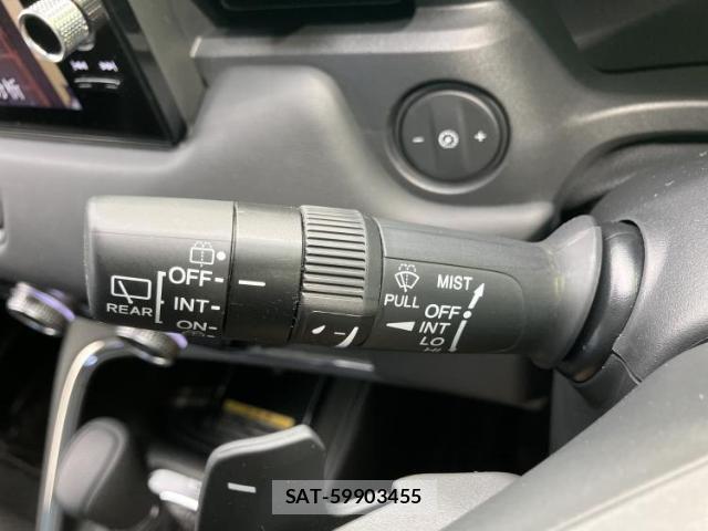 Honda VEZEL 2023-01 8374292-16