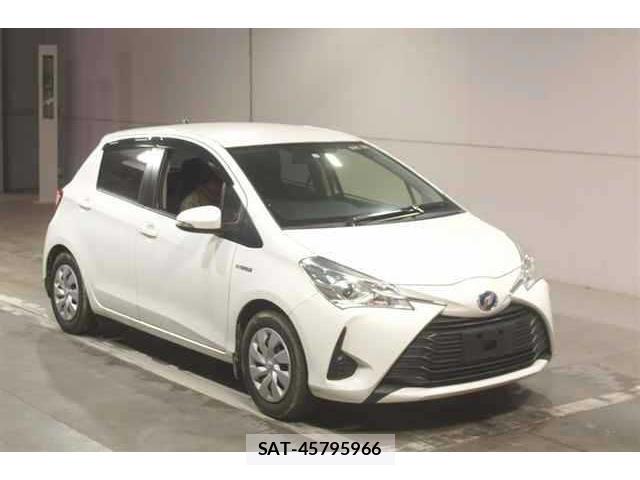 Toyota VITZ 2019-04 8373308-0