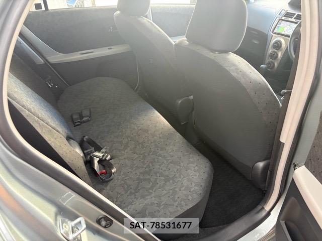 Toyota VITZ 2009-07 8373820-11