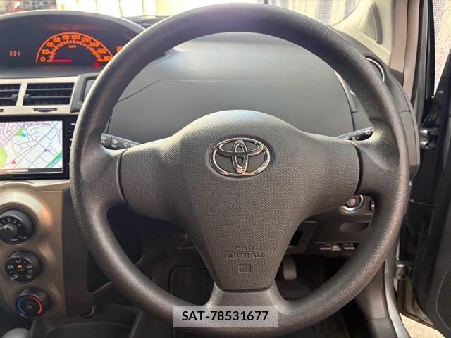 Toyota VITZ 2009-07 8373820-15
