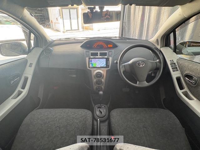 Toyota VITZ 2009-07 8373820-2