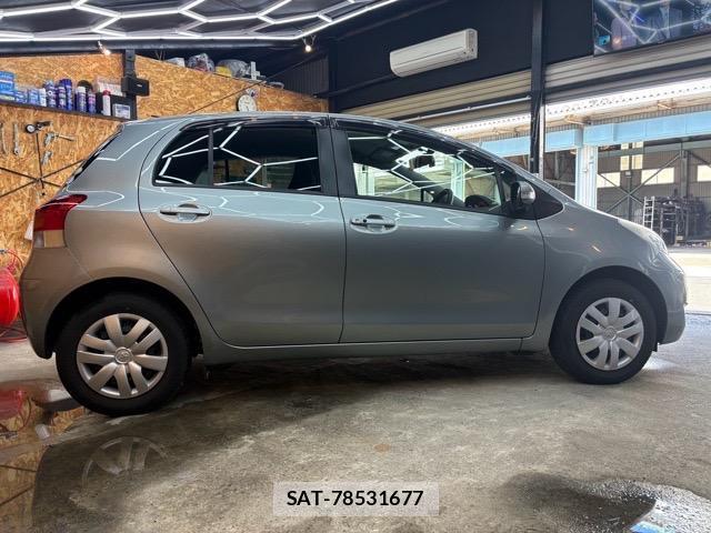 Toyota VITZ 2009-07 8373820-5