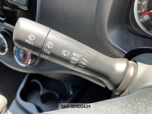 Toyota VITZ 2018-02 8374098-17