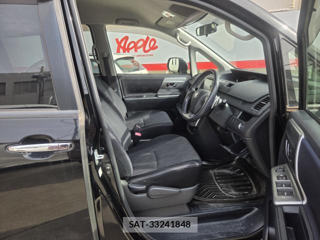Toyota VOXY 2012-09 8372450-6