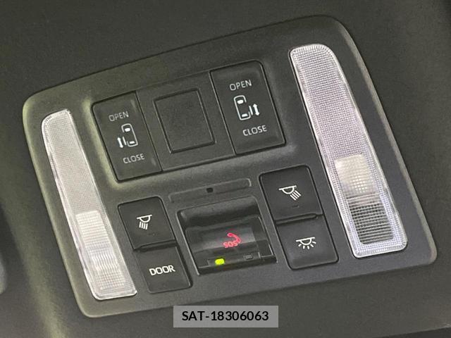 Toyota VOXY 2023 8372462-5