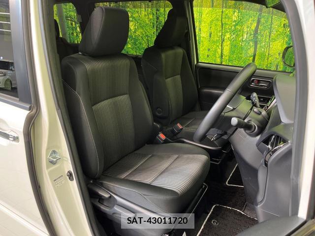 Toyota VOXY 2019-03 8372466-7