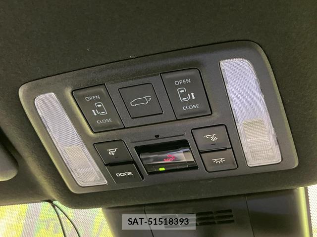 Toyota VOXY 2023-07 8372470-4