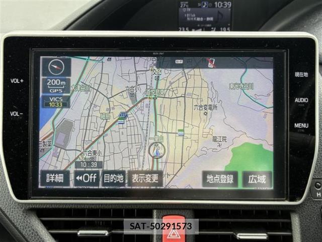 Toyota VOXY 2017-09 8372487-8