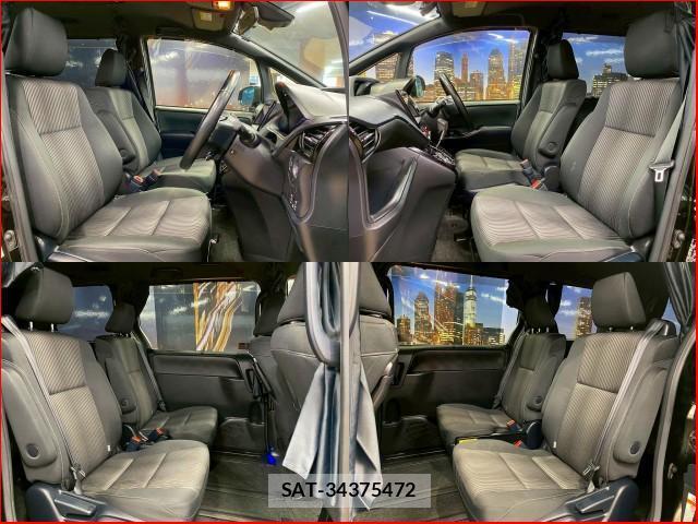 Toyota VOXY 2017-08 8372491-6
