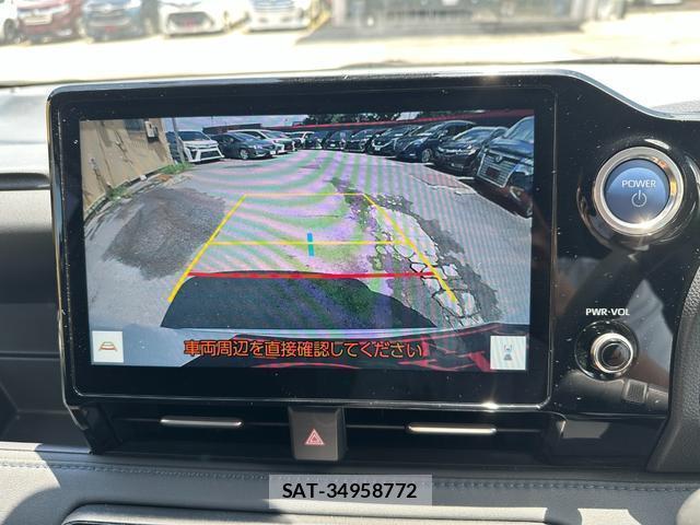 Toyota VOXY 2023-07 8372605-4