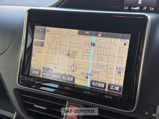 Toyota VOXY 2014-08 8372734-10