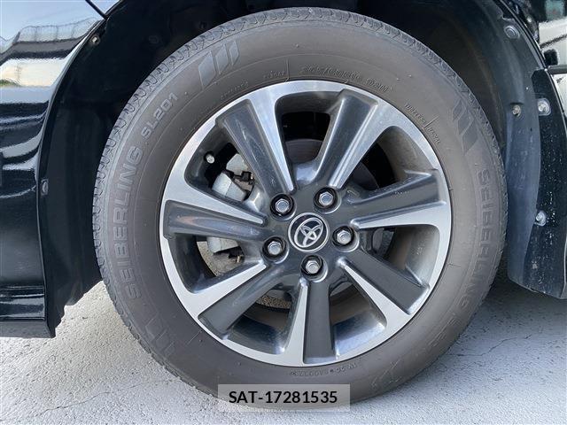 Toyota VOXY 2020-03 8372754-14