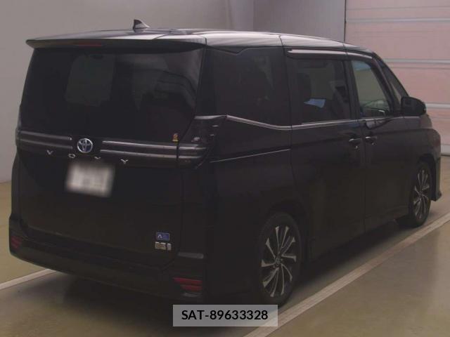 Toyota VOXY 2022-04 8372833-11