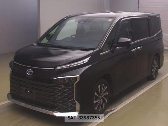 Toyota VOXY 2023-09 8372834-5