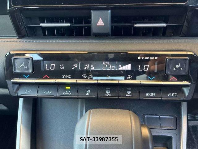 Toyota VOXY 2023-09 8372834-9