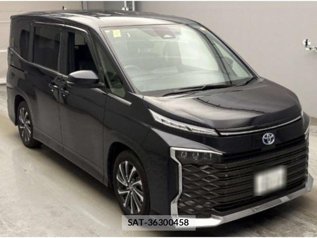 Toyota VOXY 2024-10 8372849-0