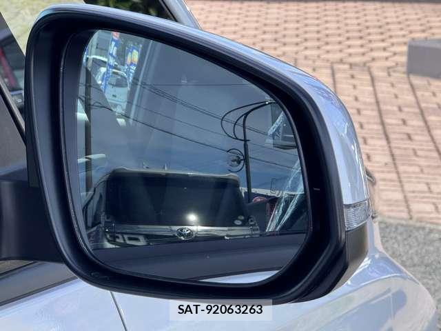Toyota VOXY 2026-08 8372941-15