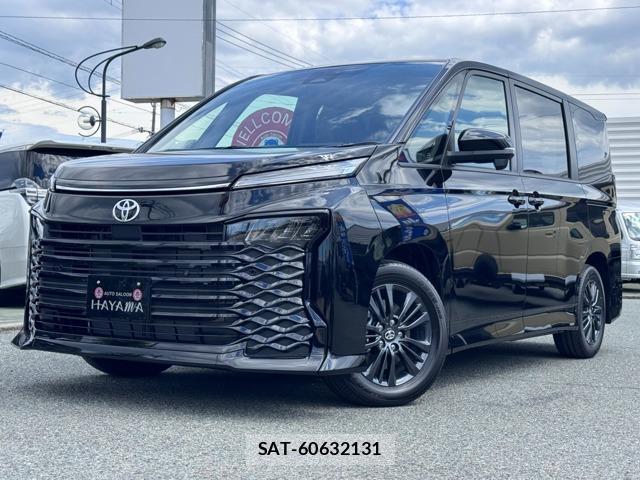 Toyota VOXY 2026-08 8372942-0