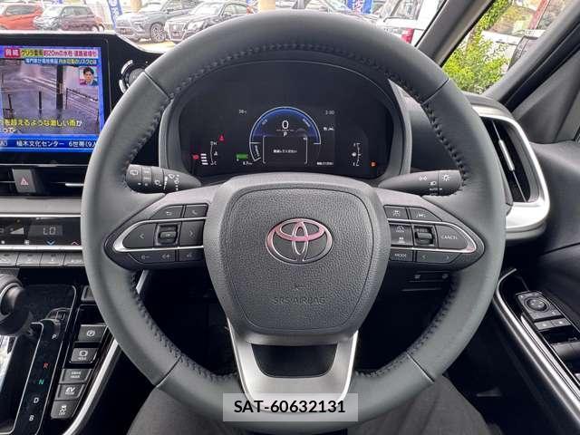 Toyota VOXY 2026-08 8372942-12