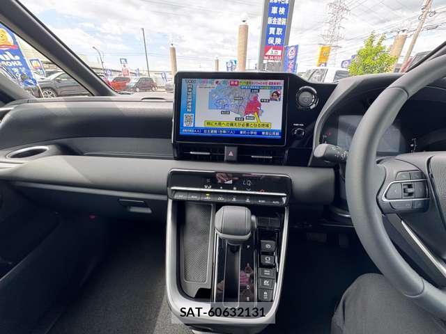 Toyota VOXY 2026-08 8372942-7