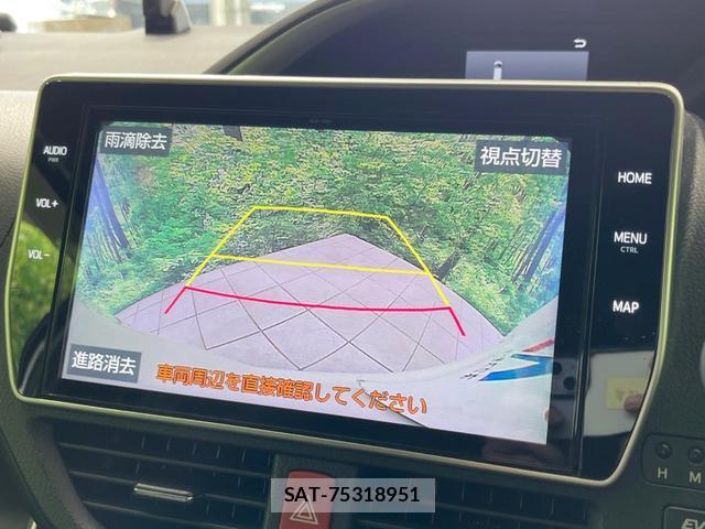 Toyota VOXY 2019-04 8373061-3