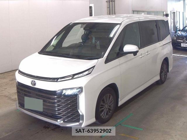 Toyota VOXY 2023-07 8373082-4