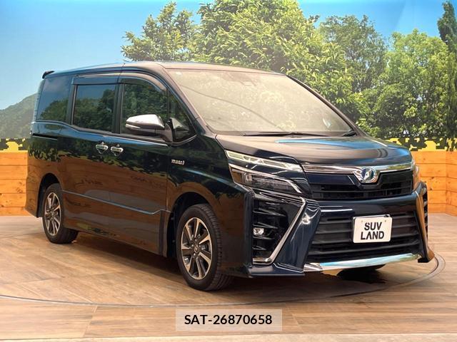 Toyota VOXY 2018-03 8373129-15