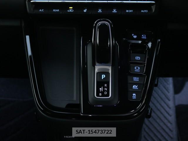 Toyota VOXY 2025-02 8373171-15