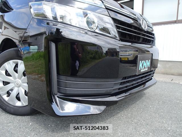 Toyota VOXY 2014-09 8373357-15