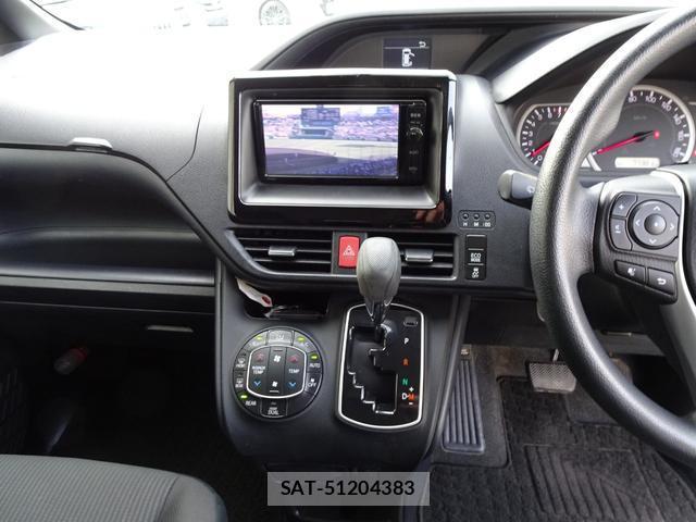 Toyota VOXY 2014-09 8373357-5