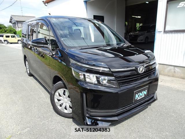 Toyota VOXY 2014-09 8373357-9