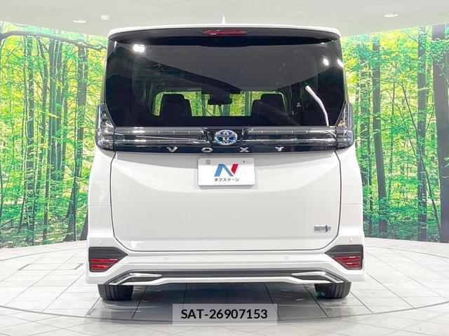 Toyota VOXY 2022-12 8373470-15