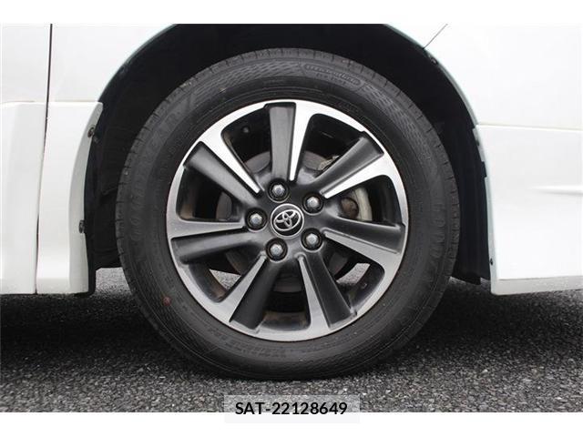 Toyota VOXY 2021-07 8373533-14