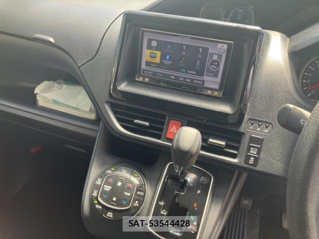 Toyota VOXY 2014-09 8373553-3
