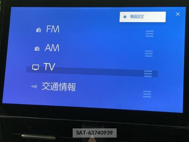 Toyota VOXY 2023-06 8373747-10