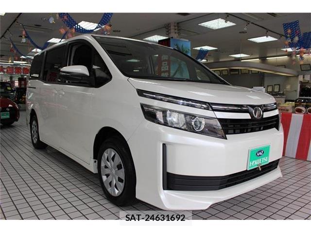Toyota VOXY 2016-09 8373772-1